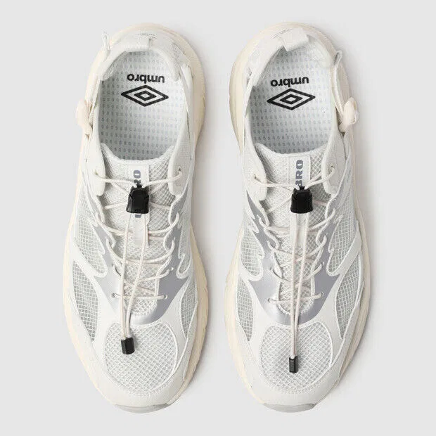 Мужские белые кроссовки Fuse от Umbro — фото 4