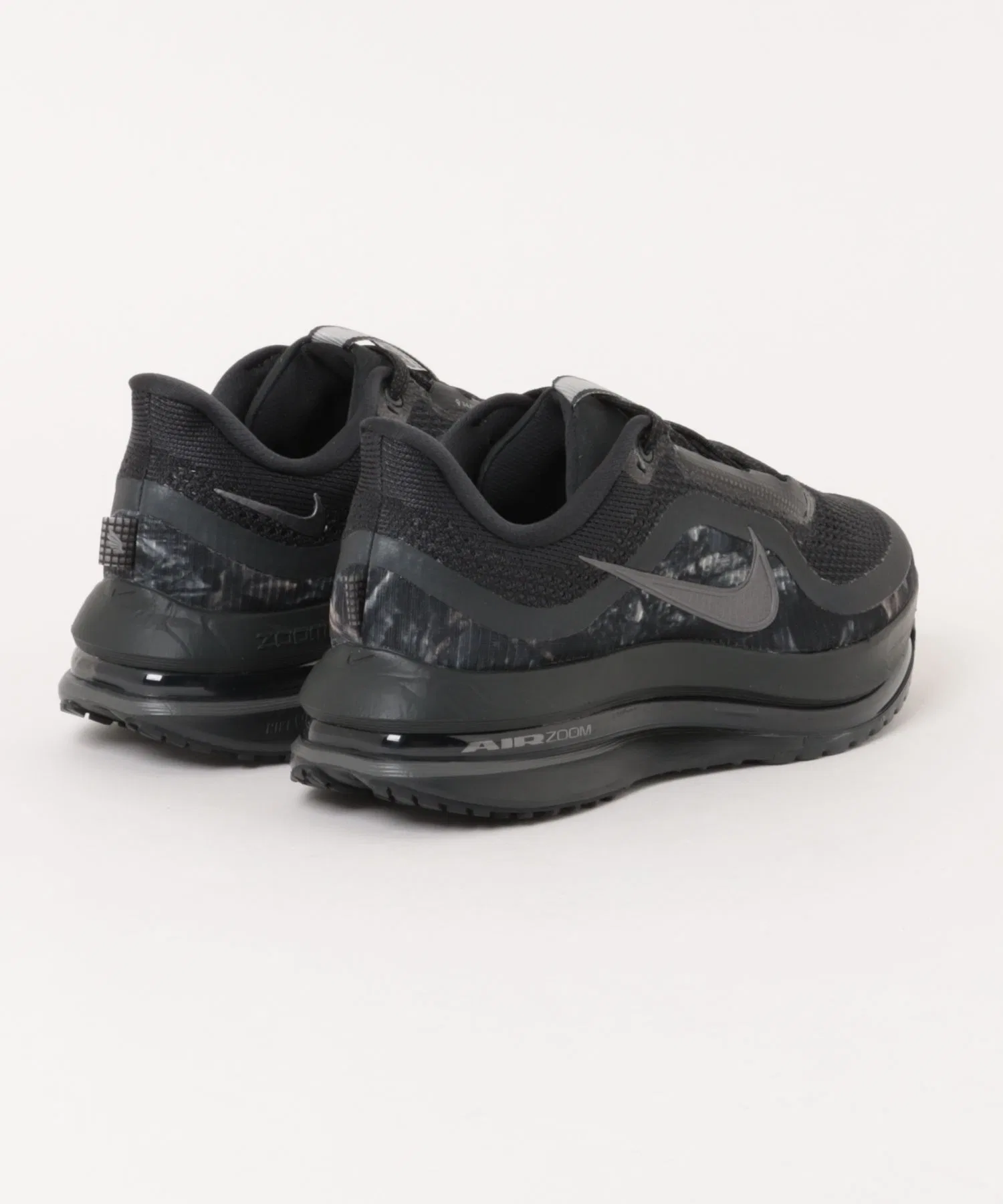 Мужские кроссовки Nike Pegasus Premium CM с камуфляжным принтом чёрные — фото 2
