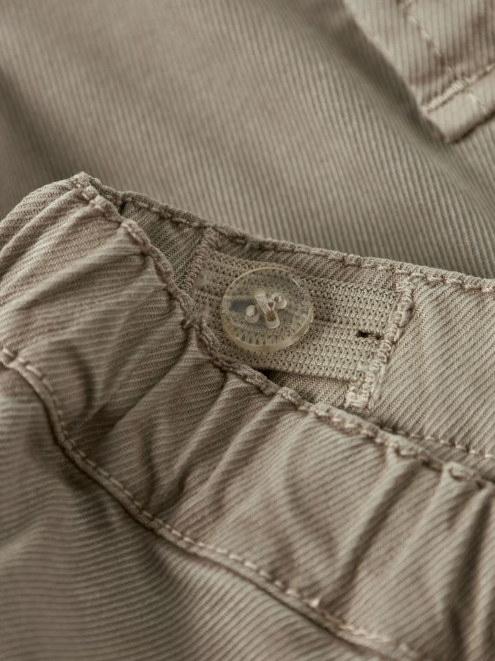 Name it Широкие брюки NBMBEN BAGGY CARGO TWI PANT цвета шиншиллы — фото 4