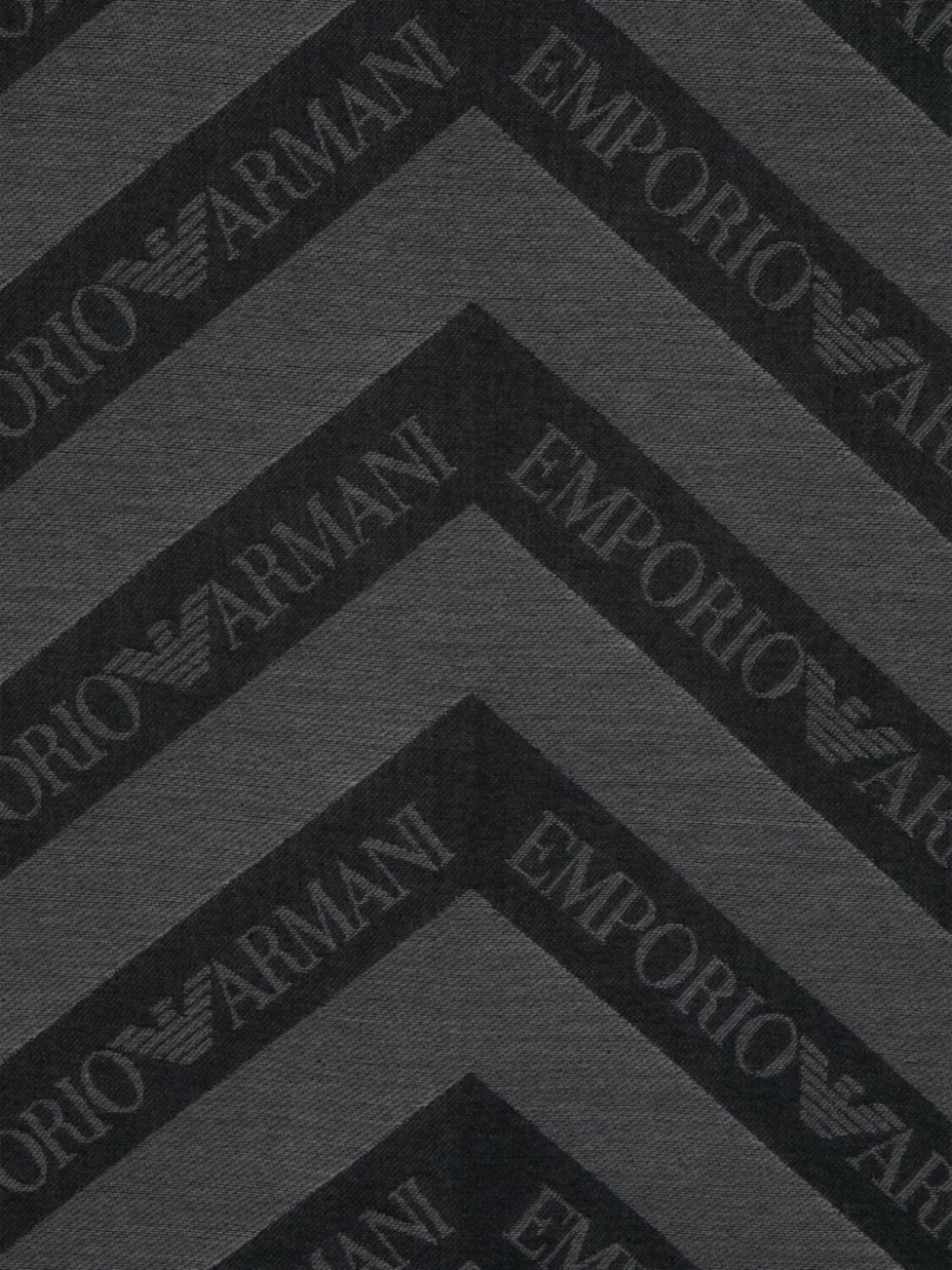

Emporio Armani шарф с шевронно-жаккардовым узором, черный