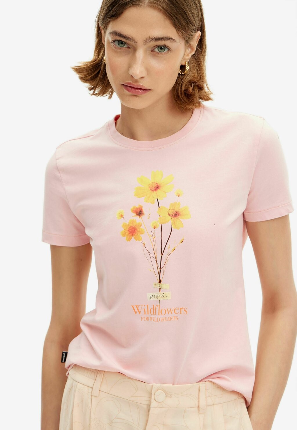 

Принт на футболке WITH FLOWERS Desigual, светло-красный