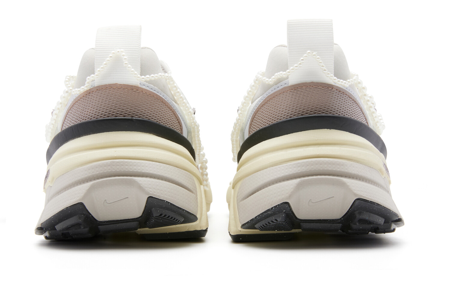 

Кроссовки для бега V2K Run женские с низким верхом белые/коричневые Nike