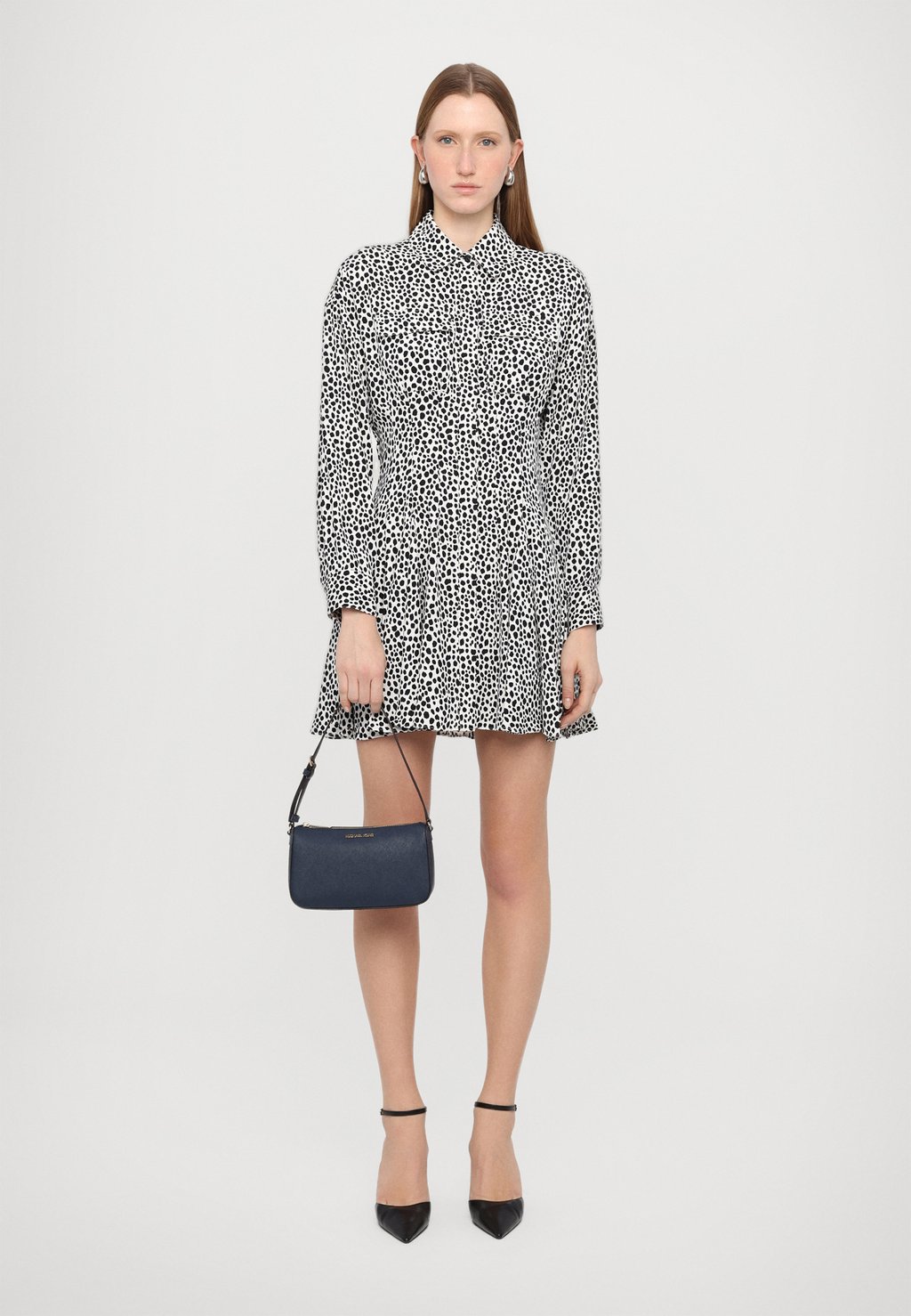 

Сумка JET SET POUCHETTE MICHAEL Michael Kors, синий