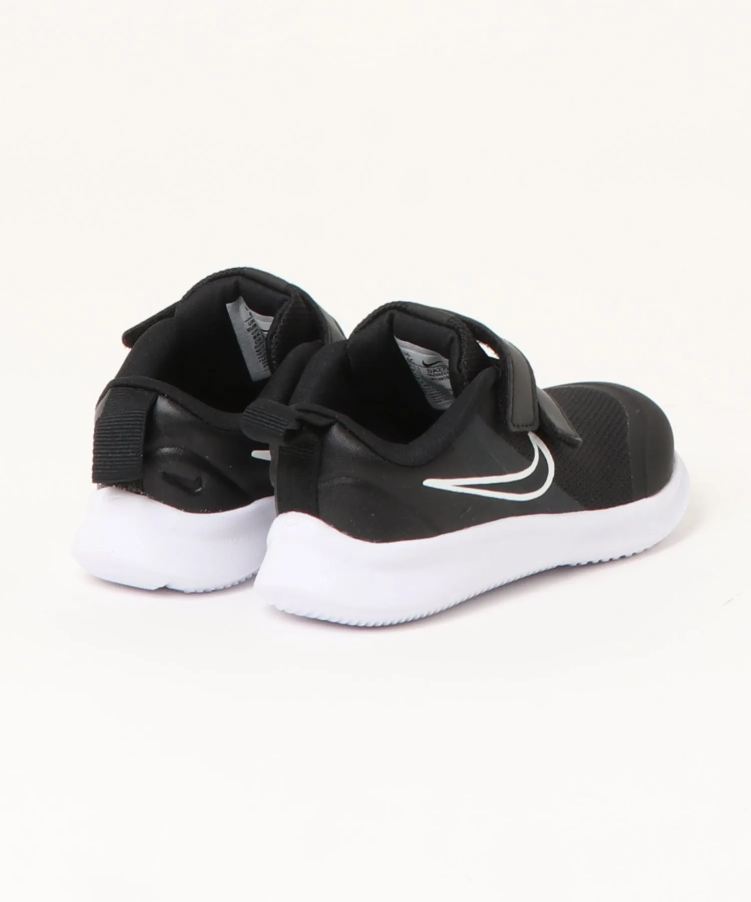 Детские кроссовки с двумя липучками STAR RUNNER 3 TDV NIKE чёрно-белые — фото 2