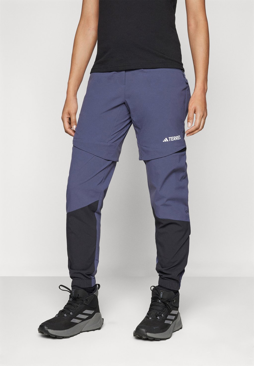 

Брюки для активного отдыха UTILITAS HIKING ZIP OFF Adidas Terrex, черный