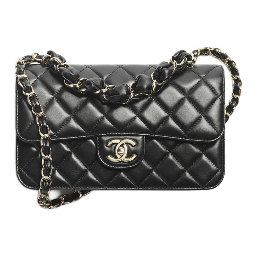 

CHANEL Полированная кожаная сумка через плечо