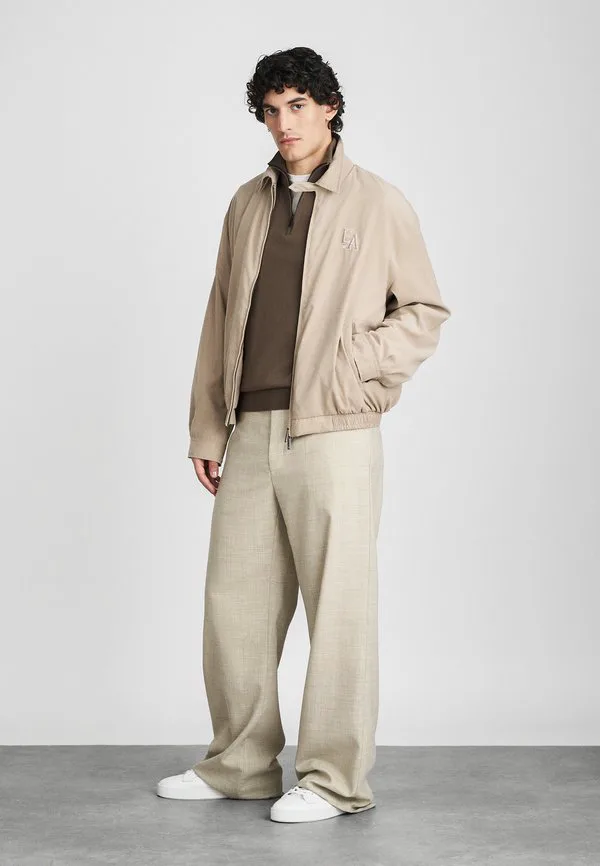 Куртка-Блузон, куртка-бомбер Emporio Armani, Silver Mink — фото 2