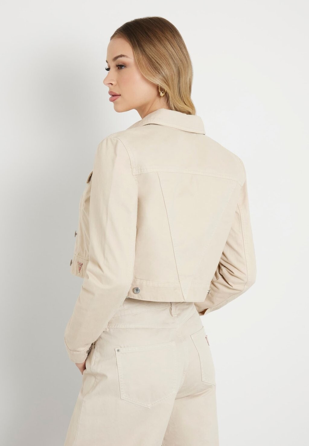 

Джинсовая куртка Guess, бежевый