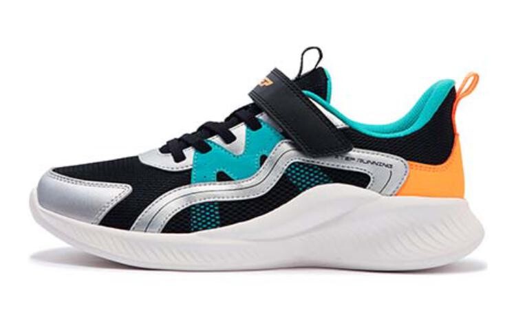 

Детские кроссовки GS Low-top Black Xtep, черный/серебряный