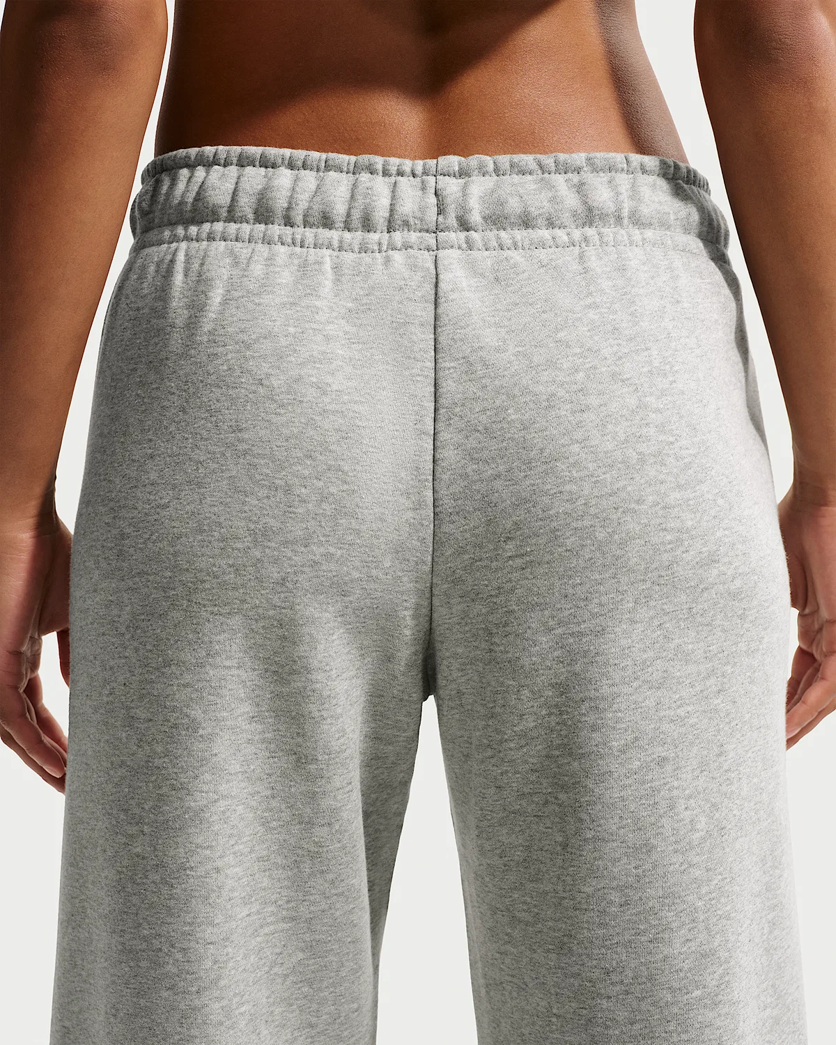 Женские спортивные штаны Nike Sportswear Club Fleece со средней посадкой и широкими штанинами, Dark Grey Heather/White — фото 3