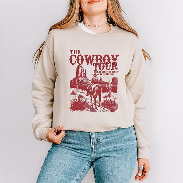 

Графический свитшот The Cowboy Tour Distressed Simply Sage Market, Dust, Зеленый, Графический свитшот The Cowboy Tour Distressed Simply Sage Market, Dust