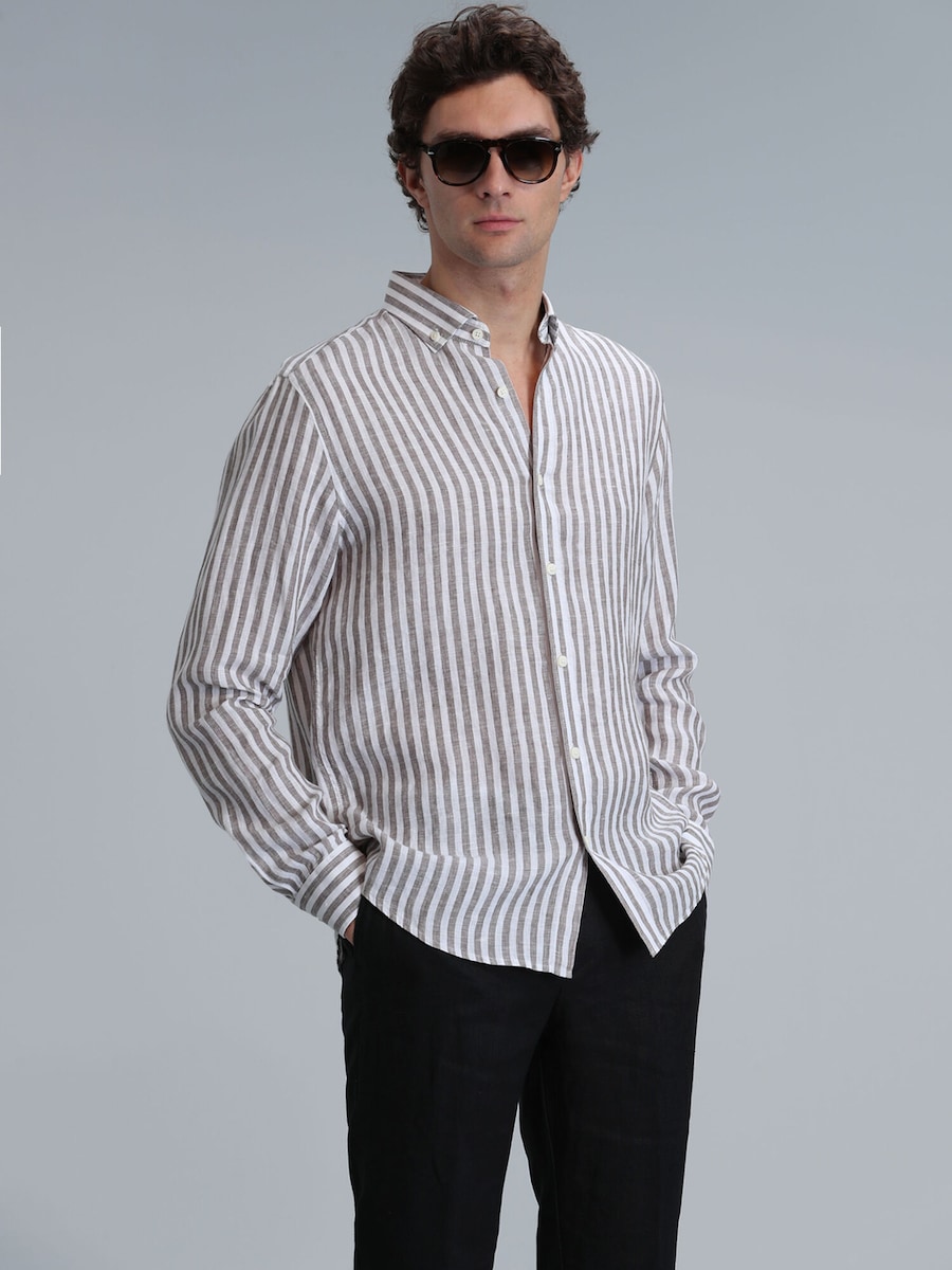 

Рубашка на пуговицах классического кроя Lufian New, коричневый