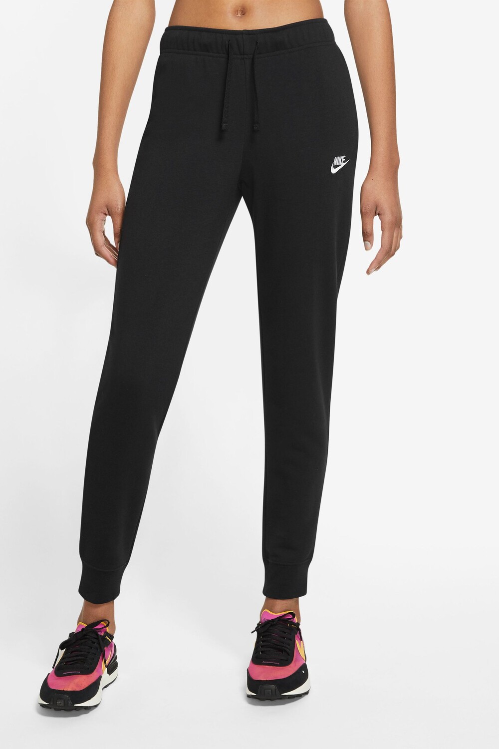 

Joggery Club узкого кроя Nike, черный