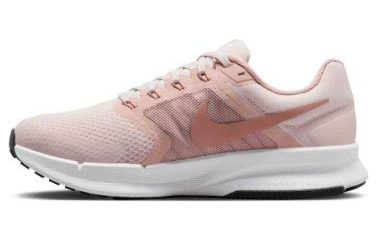 

Кроссовки женские Run Swift 3 Low-top розовые Nike