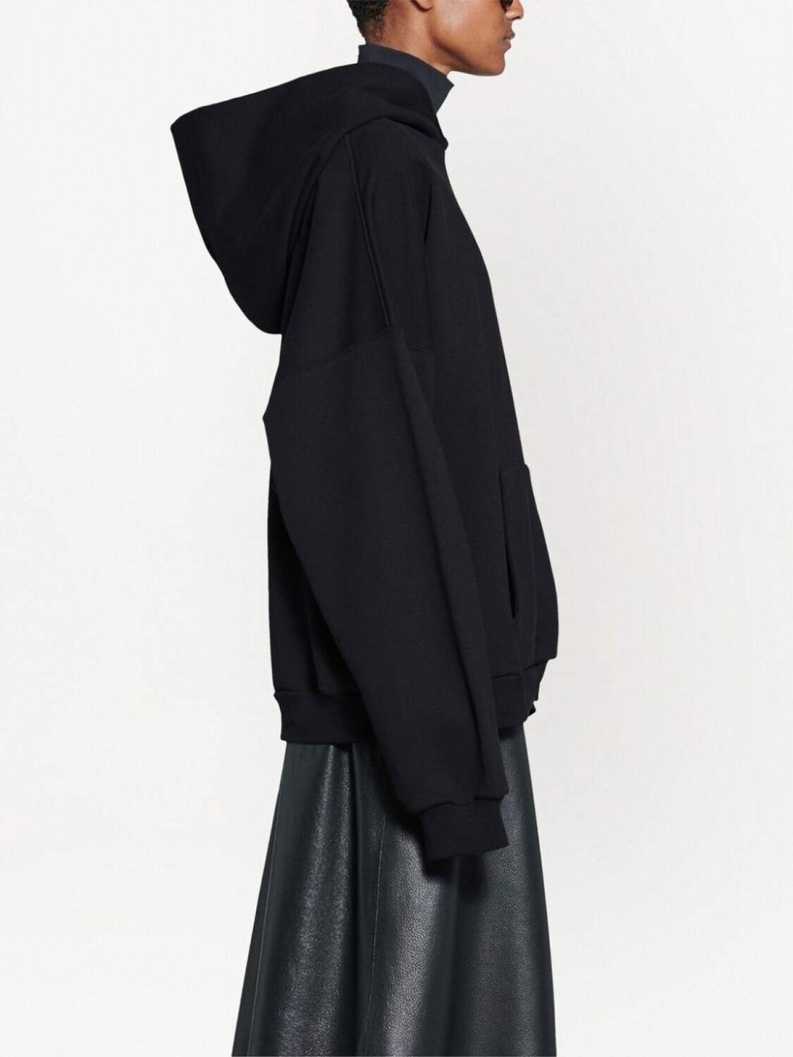 Худи Balenciaga Care Label Medium Fit, черный — фото 3