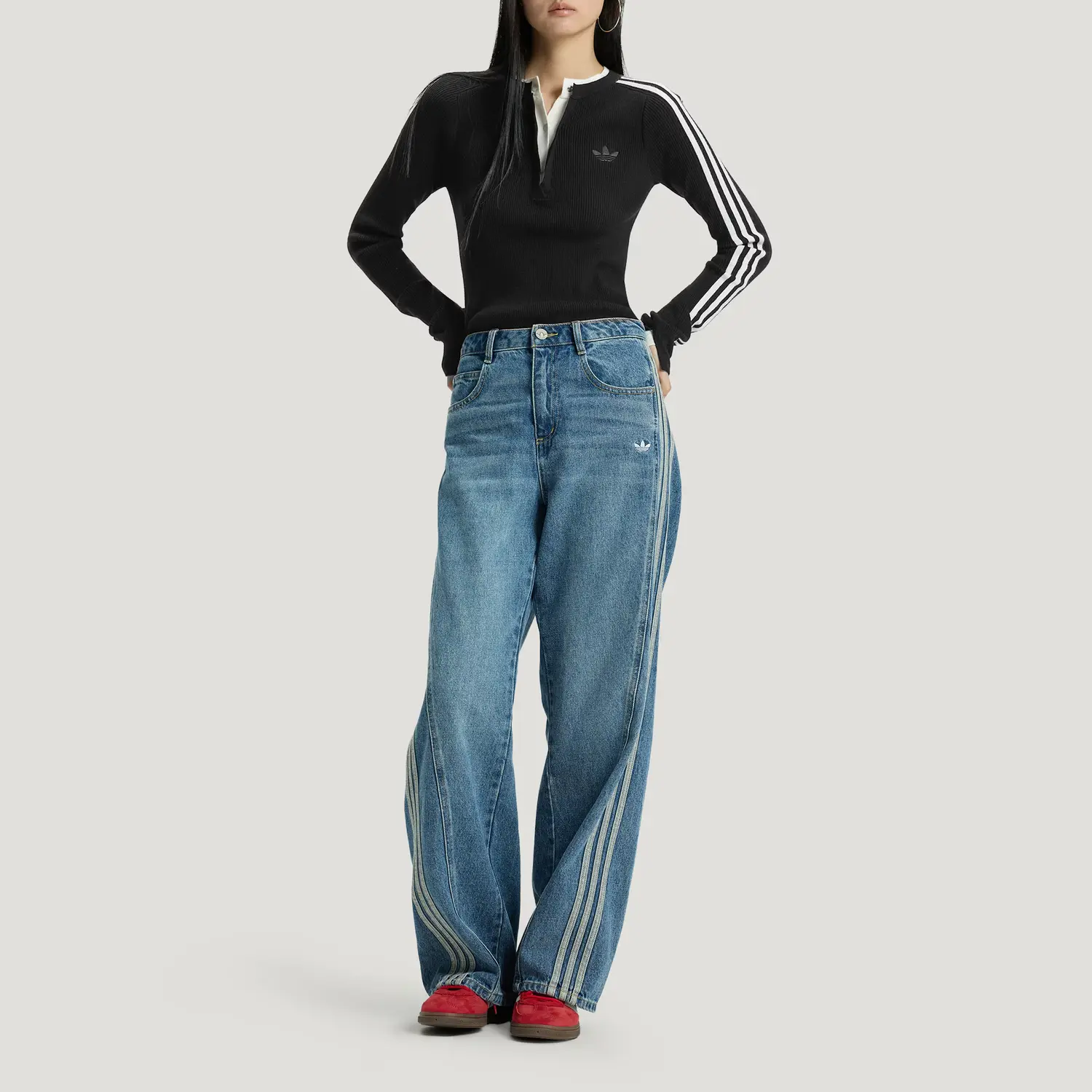 3S BUTTON CREW Свитер из трикотажа для женщин Adidas Originals, черный — фото 4
