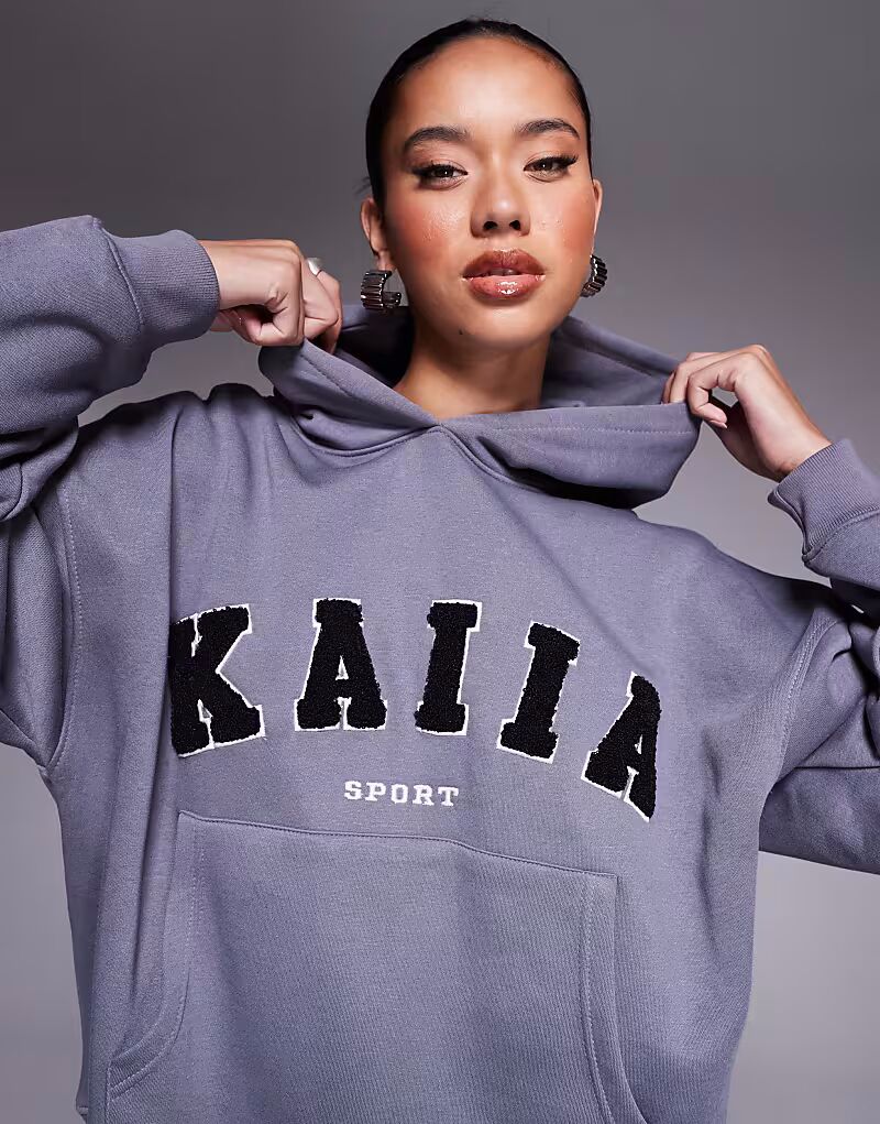 

Толстовка свободного кроя с логотипом Kaiia Sport, темно-серого цвета