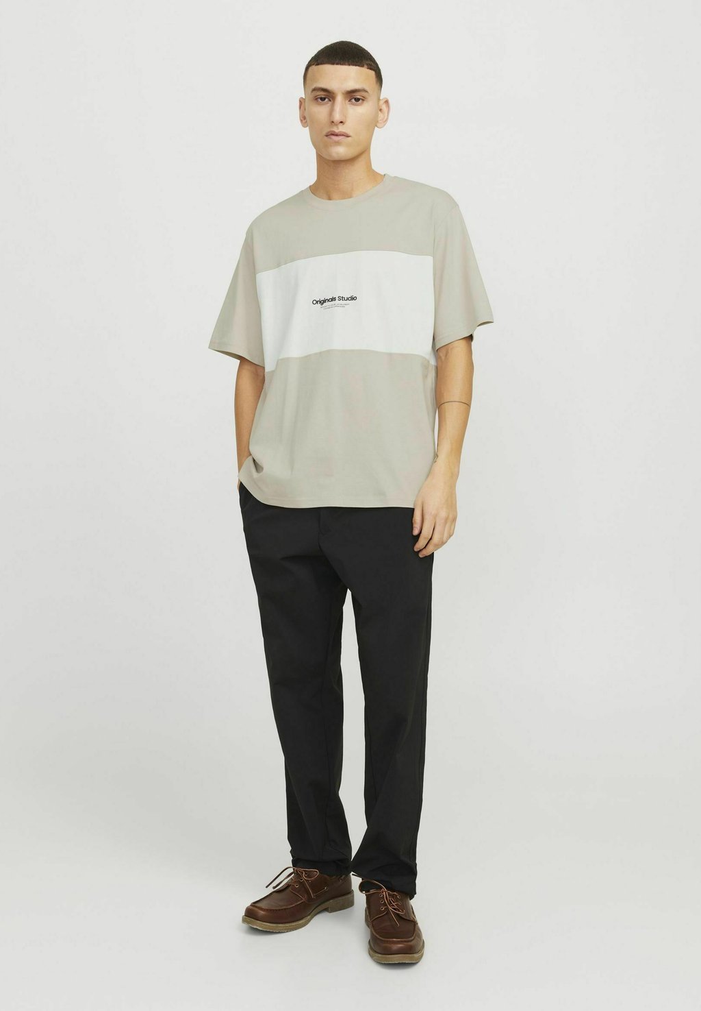 

Футболка с принтом Jack & Jones, молочный