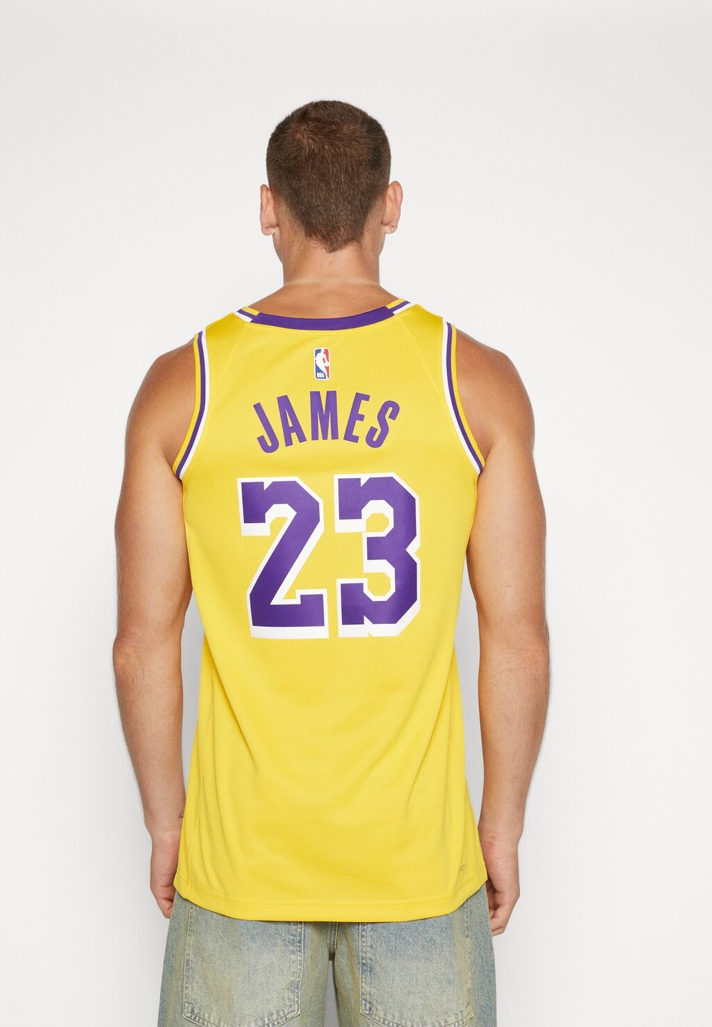 майка НБА Los Angeles Lakers Lebron James Lal Nike, цвет amarillo — фото 3