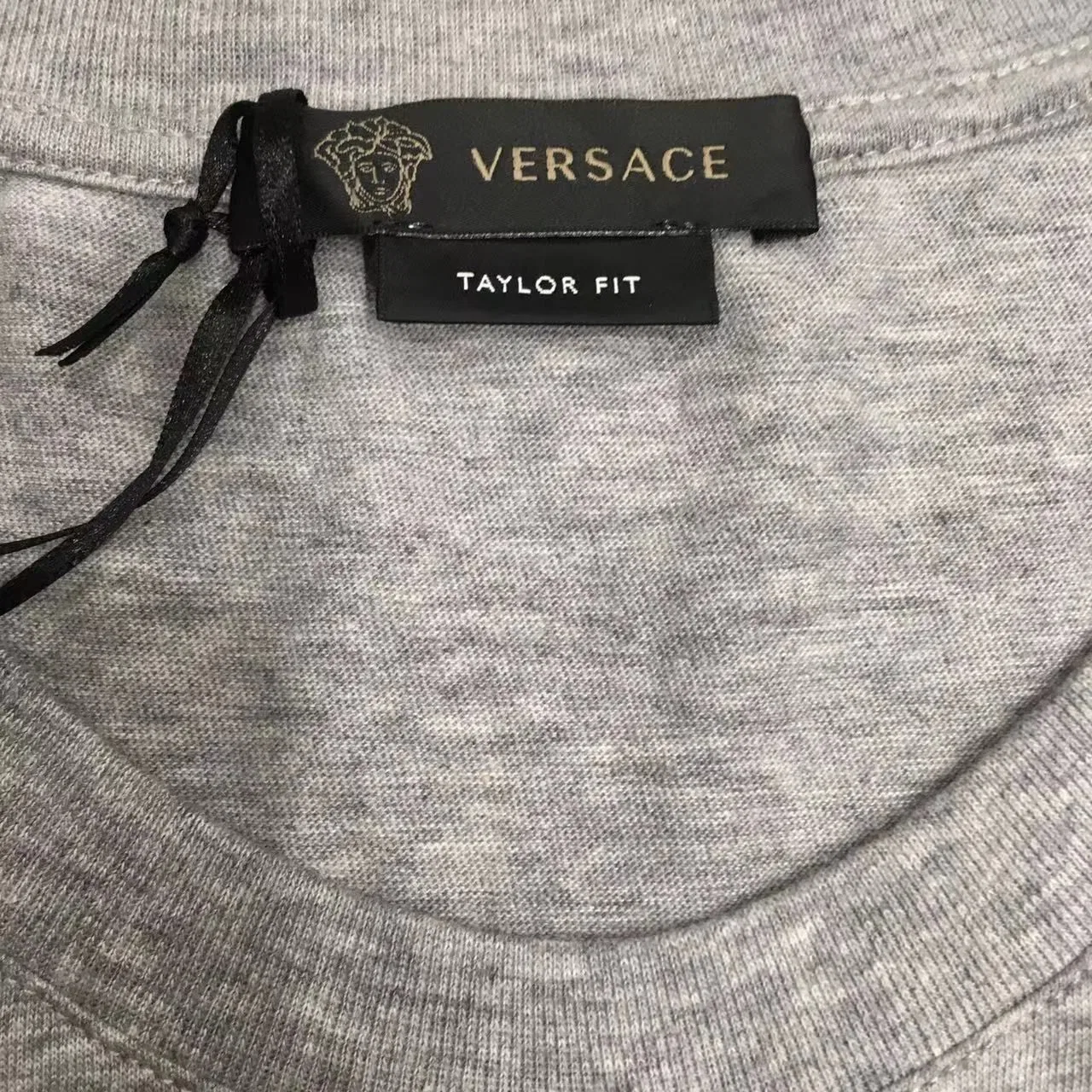 Футболка мужская серая crew neck moderate VERSACE, Gray — фото 4