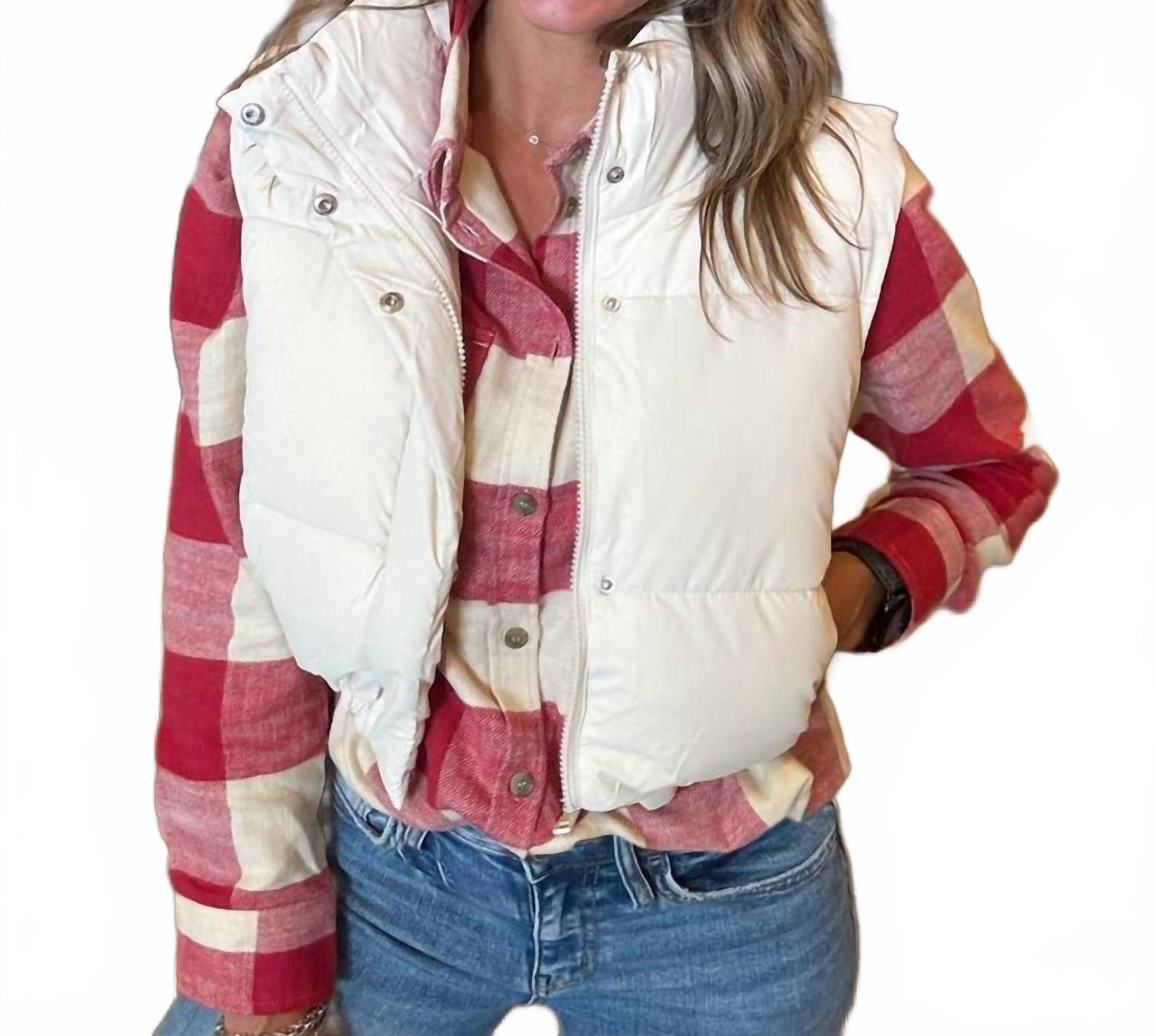 

Хавен Пуховик-жилет в цвете айвори LOVE TREE, слоновая кость