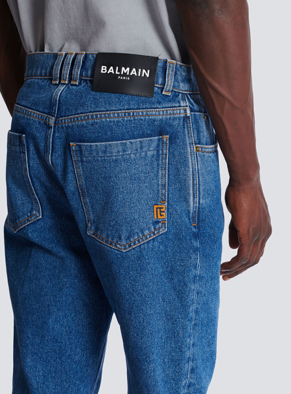 Синие джинсы прямого кроя из денима Balmain — фото 4