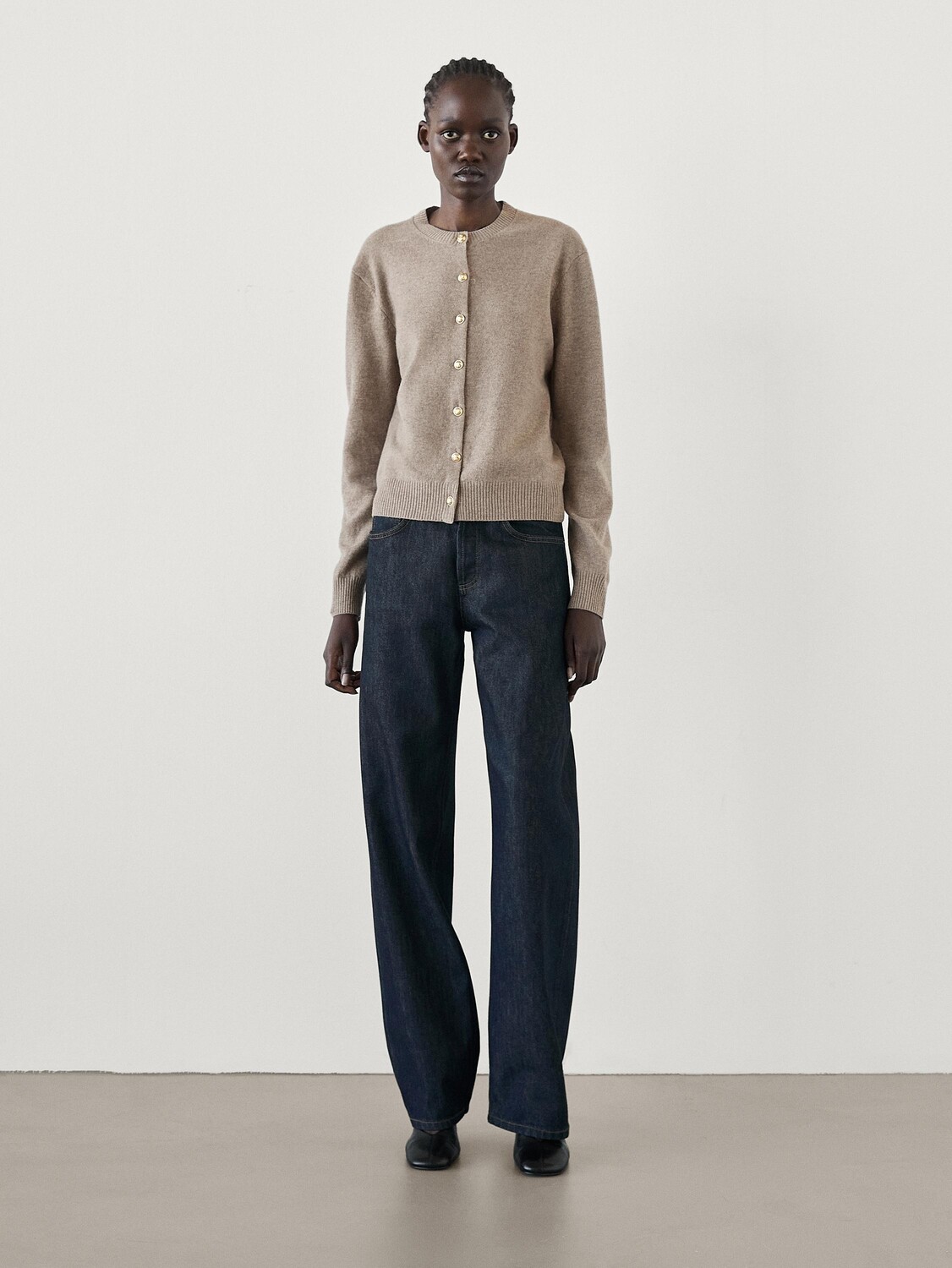 

Кардиган из смесовой шерсти с пуговицами из стразов Massimo Dutti, коричневый