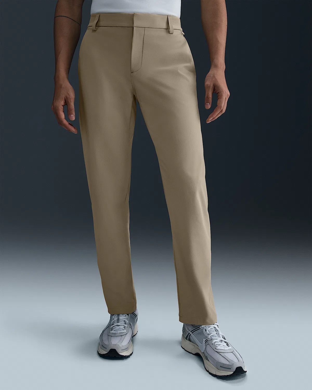 Мужские брюки Dri-FIT 5-Pocket Regular Nike 24.7 PerfectStretch, Desert Khaki/Sail/Khaki — фото 2