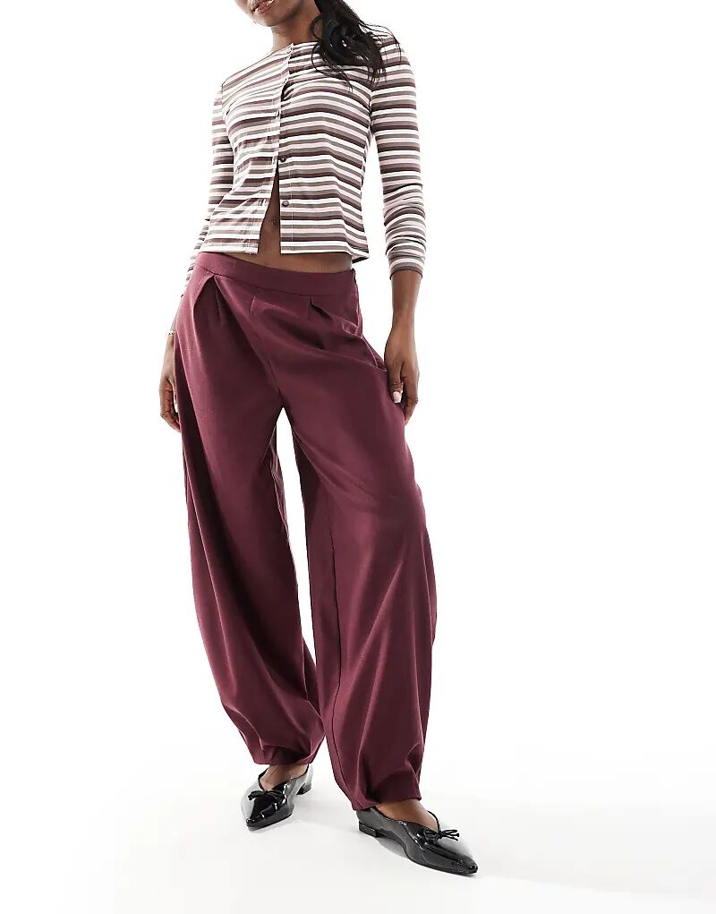 

Брюки-бочонки в бордовом цвете ASOS DESIGN