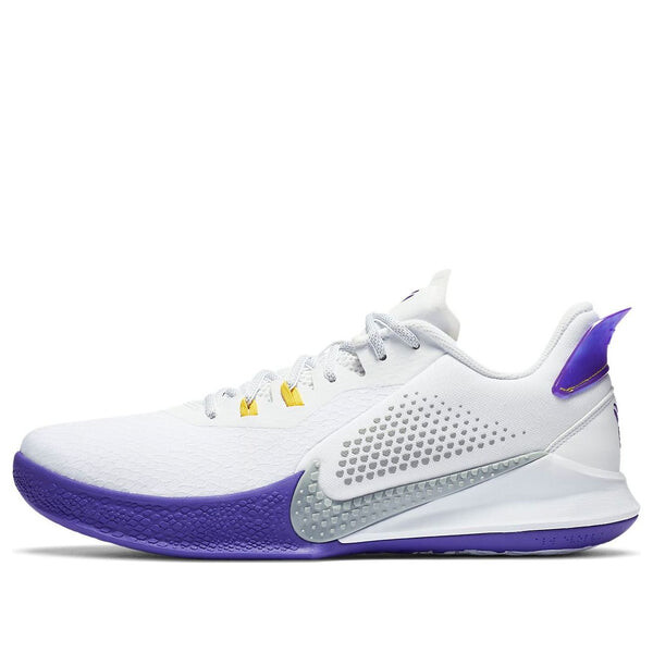 

Кроссовки мамба ярость Nike, белый