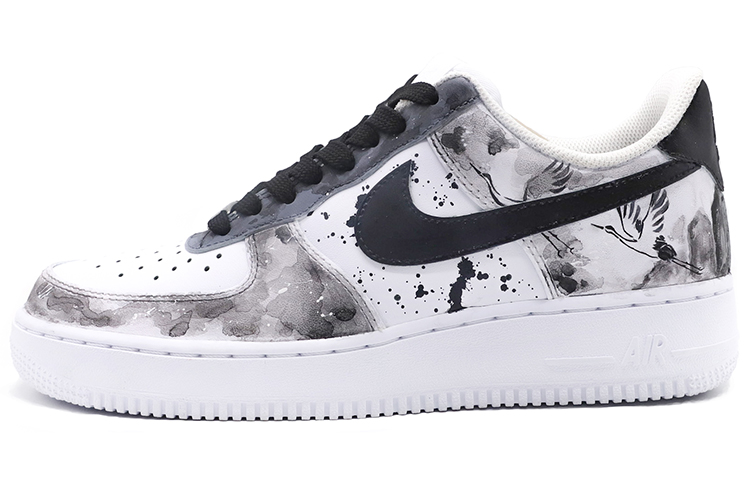 

Nike Кроссовки Air Force 1 '07 Slip Resistant Abrasion Resistant Low top Skateboard Shoes Men's Black White