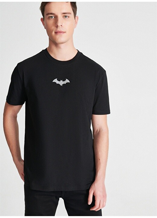 

Черная мужская футболка свободного кроя с круглым вырезом с принтом Mavi, Черный, Черная мужская футболка свободного кроя с круглым вырезом с принтом Mavi