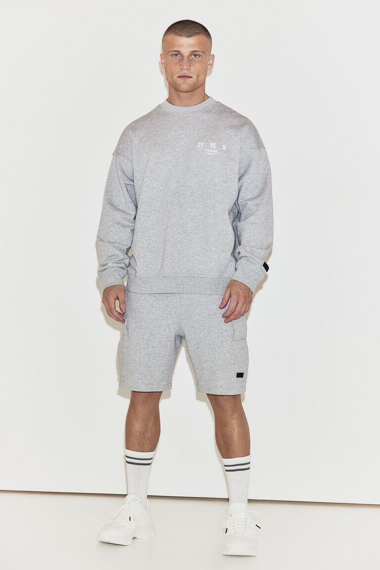 

Грузовые шорты H&M, серый