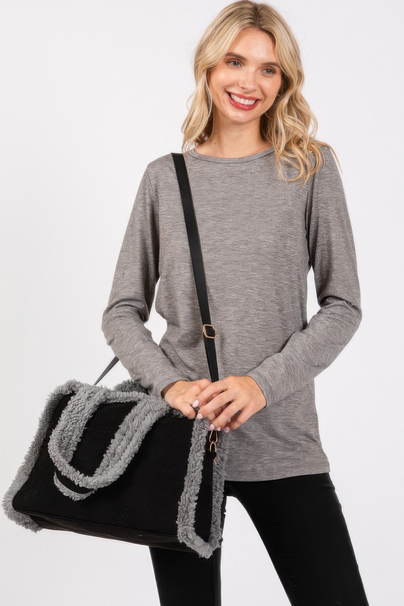 

Сумка-тоут и кроссбоди с отделкой из флиса FASHNZFAB, черный