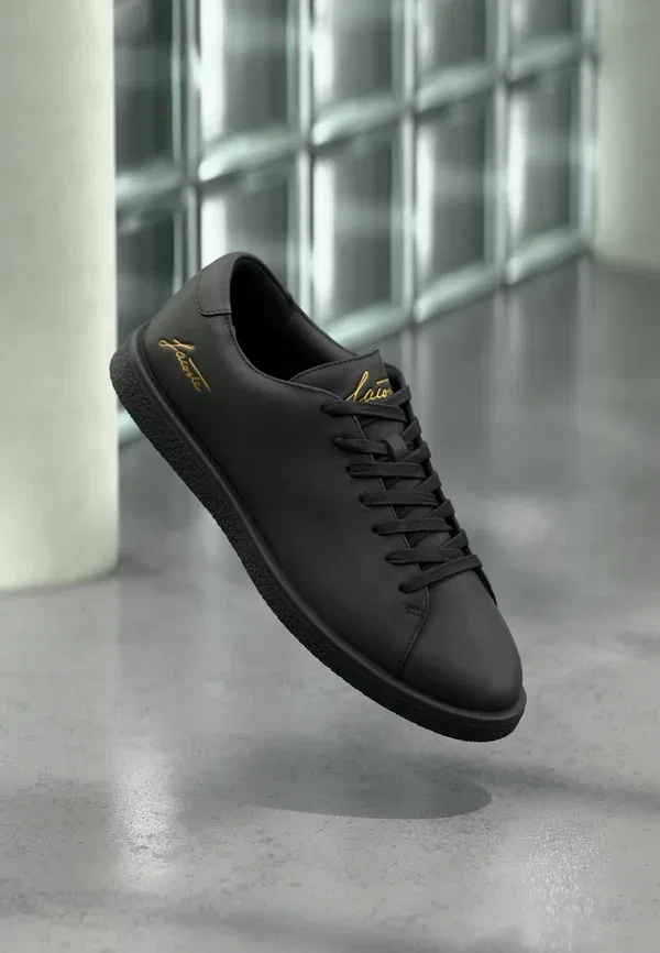 Кроссовки Lacoste Linecourt 1263, черный