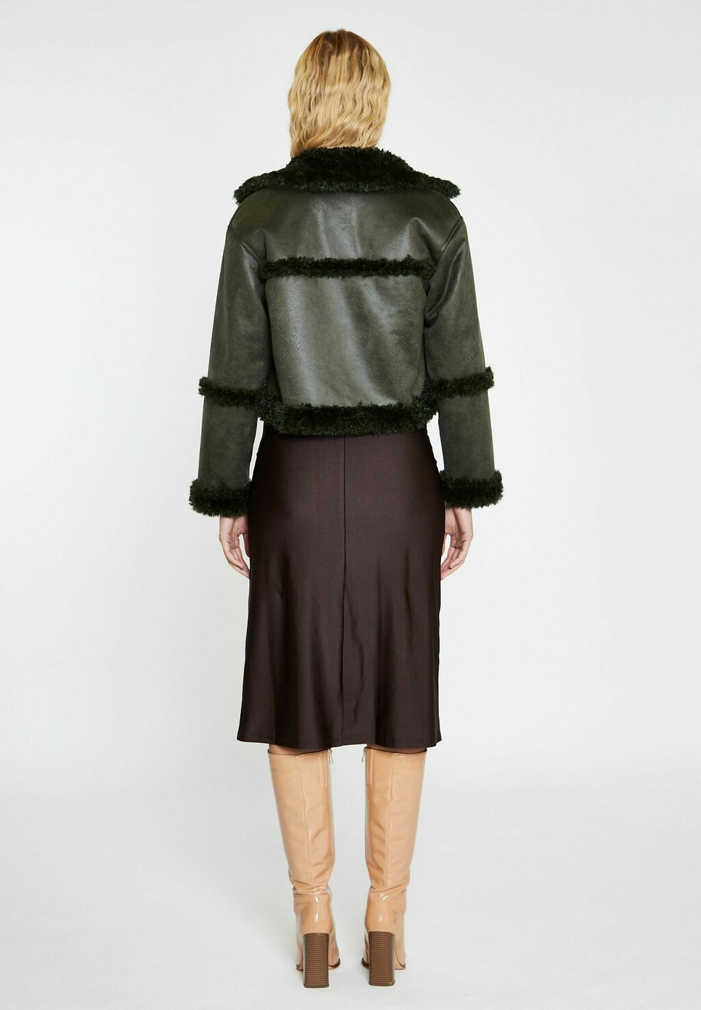 

Куртка из искусственной кожи CROPPED SHEARLING TRIM Glamorous, темно-зеленый