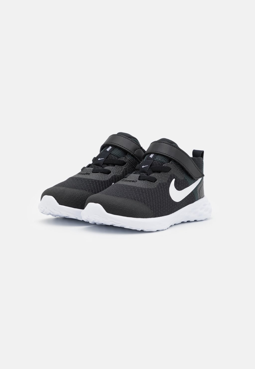 кроссовки нейтрального цвета Nike Revolution 6 (Tdv) Nike, цвет black/white/dark smoke grey — фото 2
