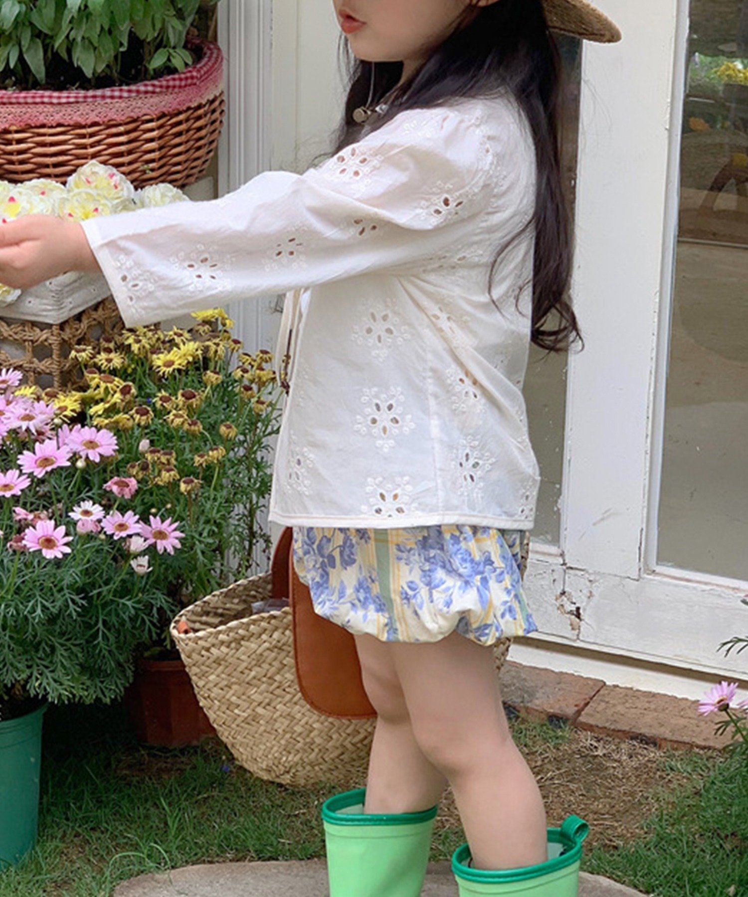Хлопковый кружевной кардиган Aimoha Kids, off white