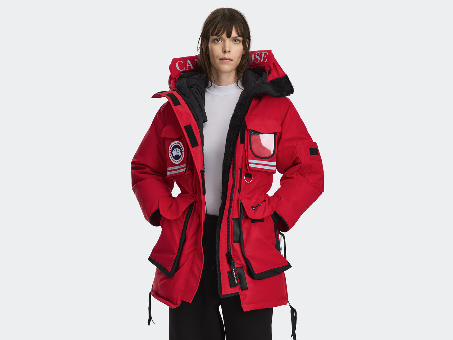 

Парка Canada Goose Snow Mantra, Fortune Red
