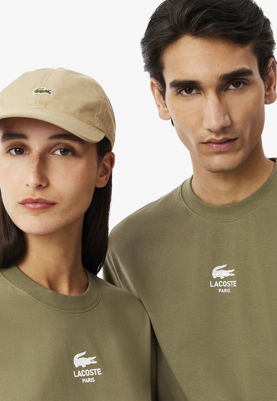 Футболка Lacoste Print T-shirt, Vert Kaki — фото 4