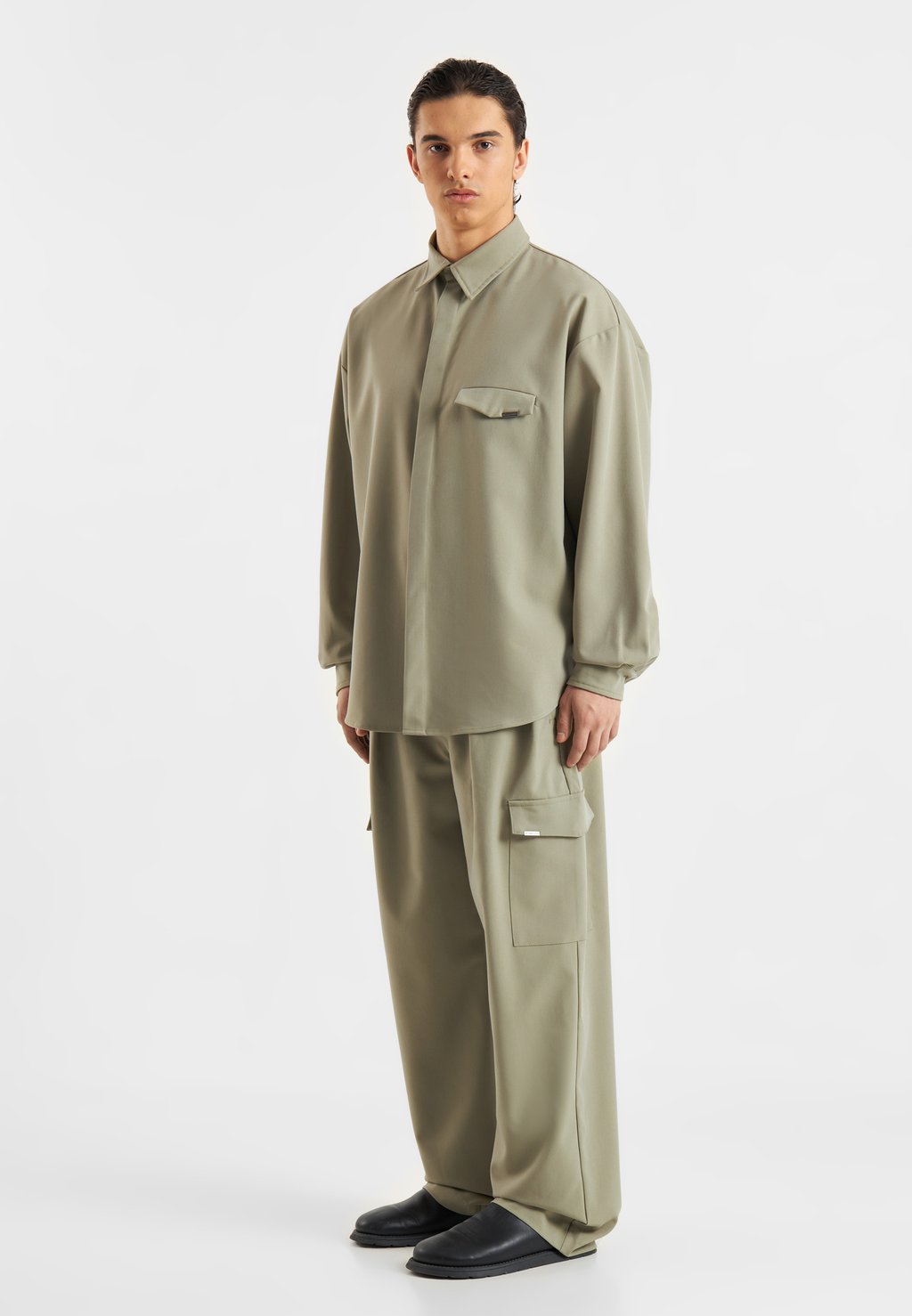 

Брюки карго WYLER UNISEX Don't Waste Culture, оливковый