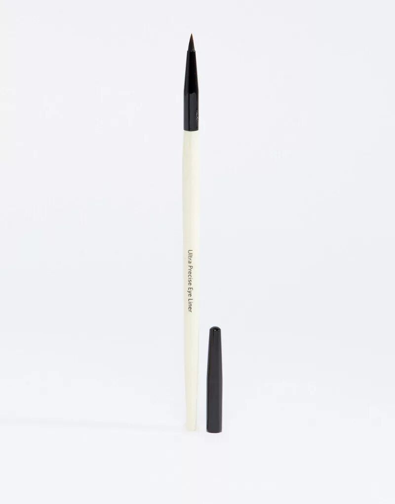 

Bobbi Brown – особенно точная кисть для подводки глаз