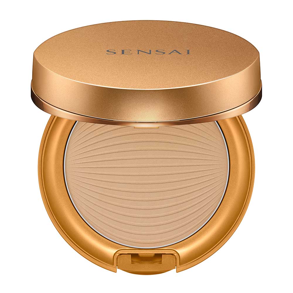 

Компактная солнцезащитная основа с SPF 20 silky bronze natural veil Sensai, цвет nr. 01 light, вес 8.5 гр.