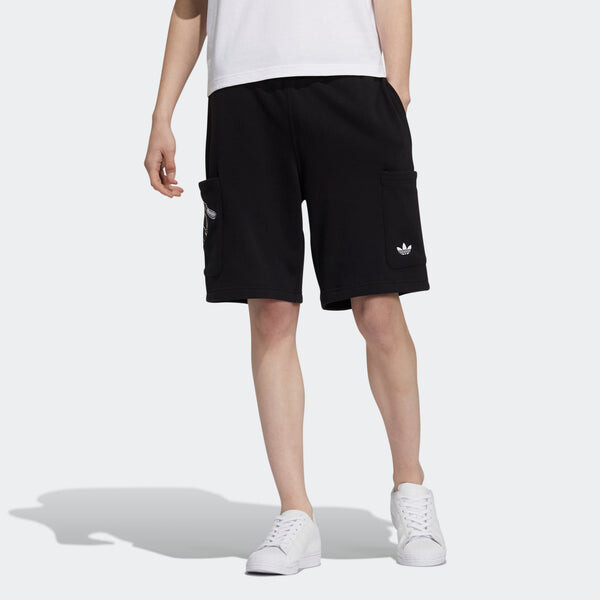 Шорты originals x disney crossover manga short 2 strawberry bear embroidered sports shorts black Adidas, черный — фото 2