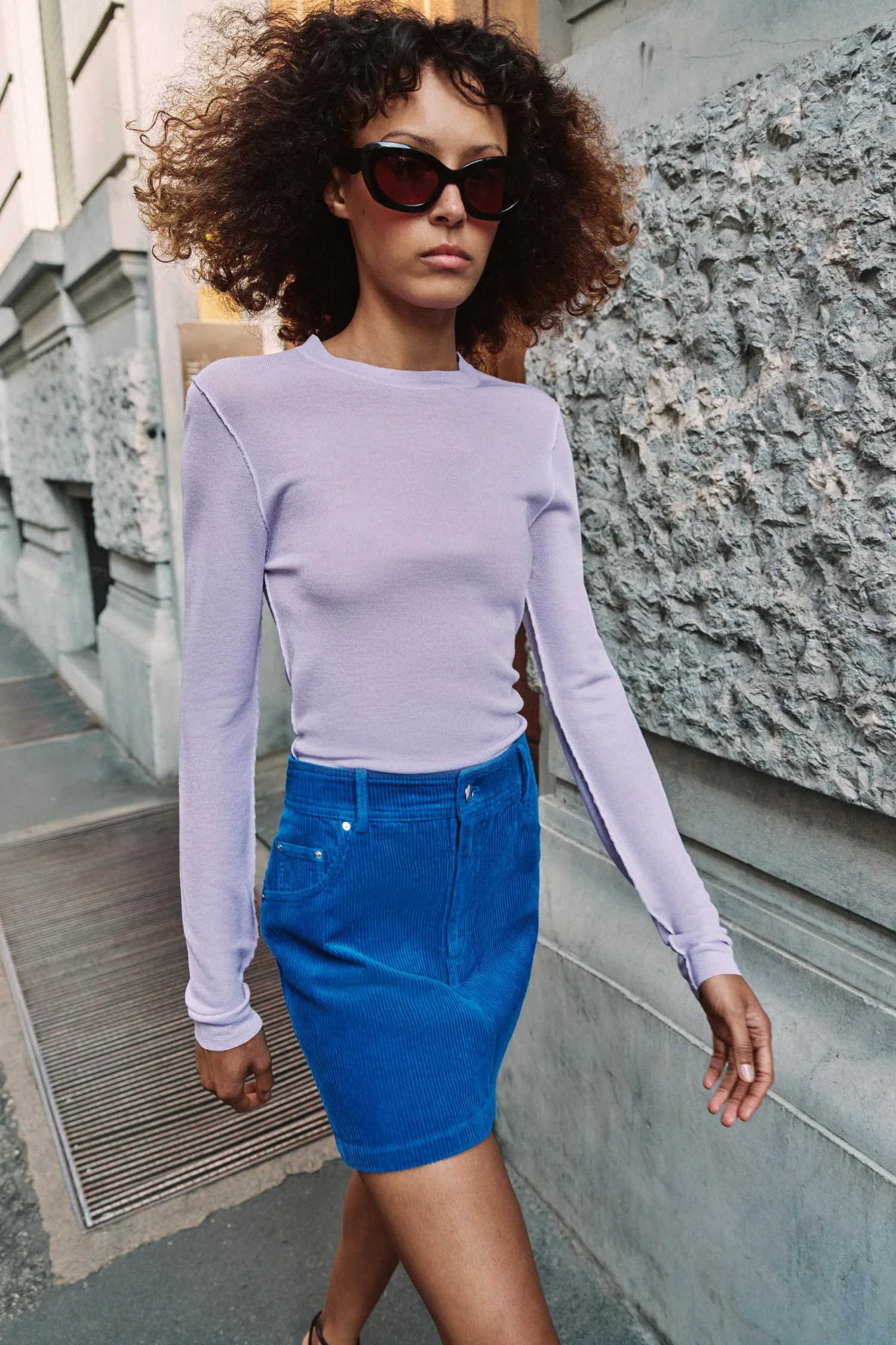 Вельветовая мини-юбка Zara, синий — фото 2