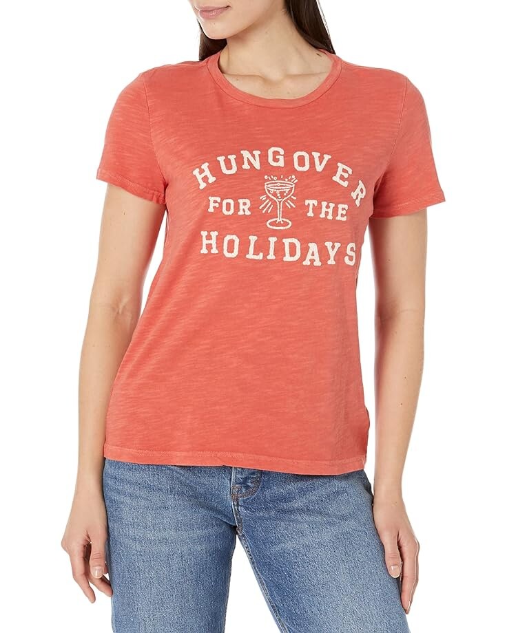 

Футболка Lucky Brand Hungover For The Holidays Classic Crew, цвет Aurora Red