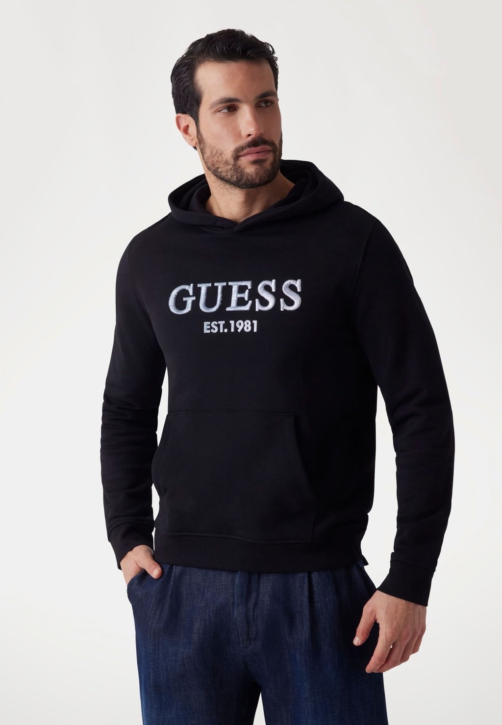 

Толстовка с капюшоном BEAU Guess, черный