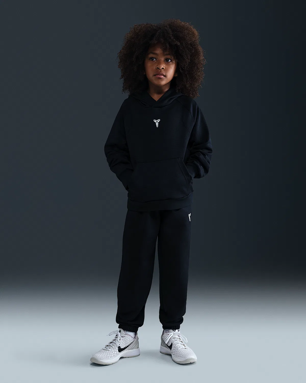 Детская толстовка-худи Therma-FIT Kobe, Black/Black/White — фото 4