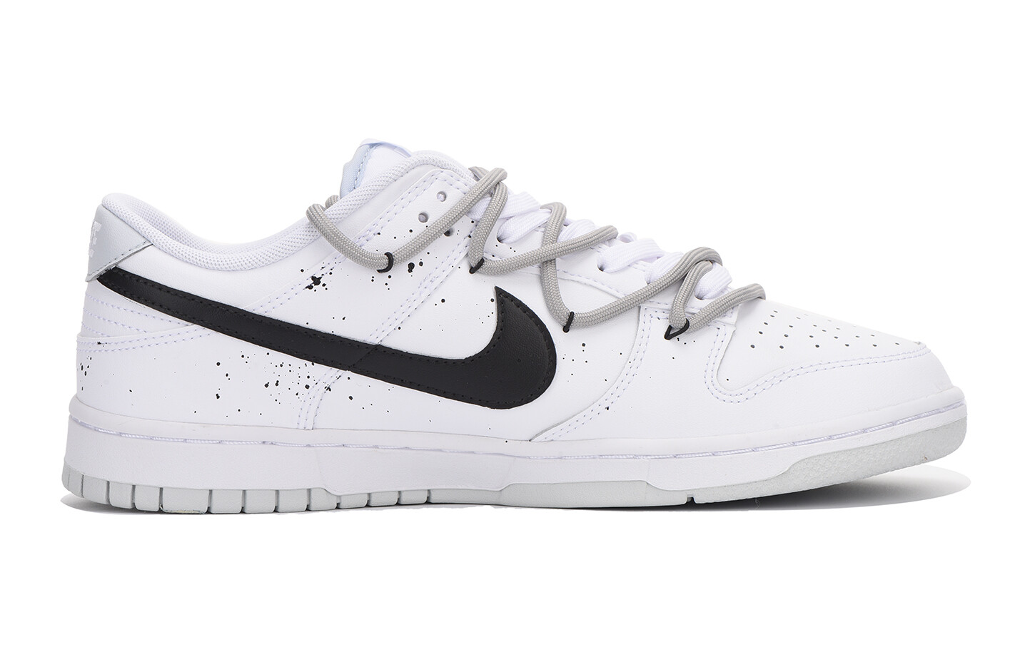 

Кроссовки Nike Dunk Skateboard Shoes Women's Low-Top White