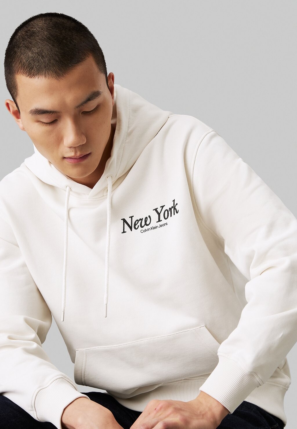 

Толстовка с капюшоном NEW YORK SCRIPT Calvin Klein Jeans, белый